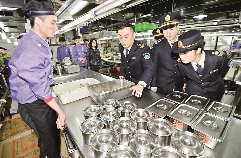 安徽19家食品企業(yè)存在違規(guī)，知名餐企衛(wèi)生問(wèn)題多