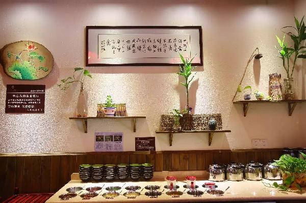 都說素食餐廳95%虧錢，這品牌卻打破了魔咒“狠賺錢”|餐飲界