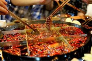 全國(guó)餐飲人都跑去學(xué)產(chǎn)品，可為什么成都鮮有餐飲大品牌？|餐飲界