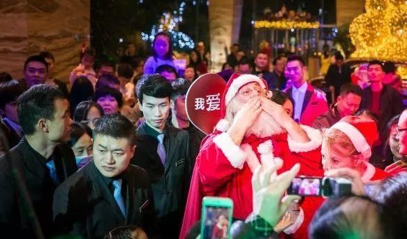 2017年節(jié)日營(yíng)銷(xiāo)最后狂歡｜除了圣誕，餐飲人還有哪些熱點(diǎn)可追？