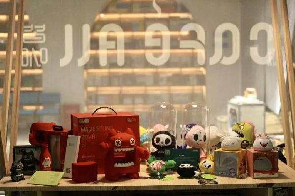 敢把店開到1500㎡，這家咖啡館是這樣持續(xù)吸引顧客的