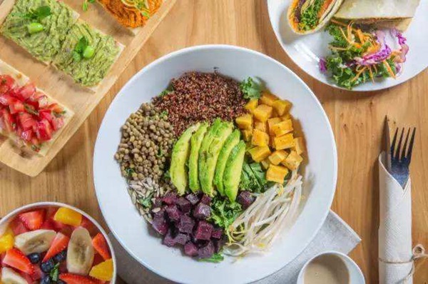 成都餐飲業(yè)刮起輕食風 下一個風口？