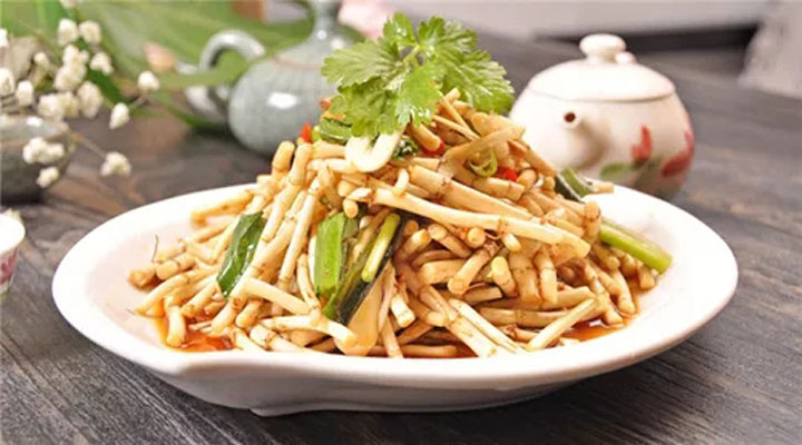 作為美食新食尚，春天吃野菜我們要注意哪些事項(xiàng)呢