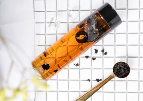 一夫茶網(wǎng)紅文藝短句被刷屏，引領(lǐng)新茶飲“文藝風(fēng)”