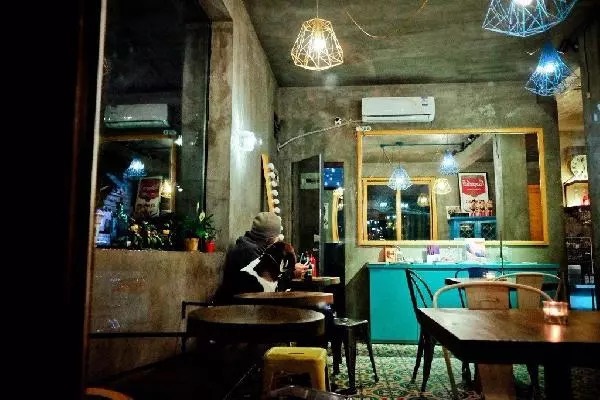 為什么你的連鎖店，敵不過隔壁的夫妻小店？