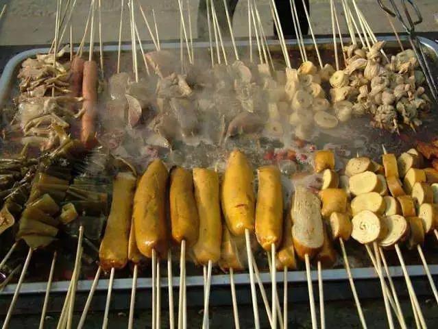 如何區(qū)分麻辣燙、冒菜、串串？重點全在這兒！