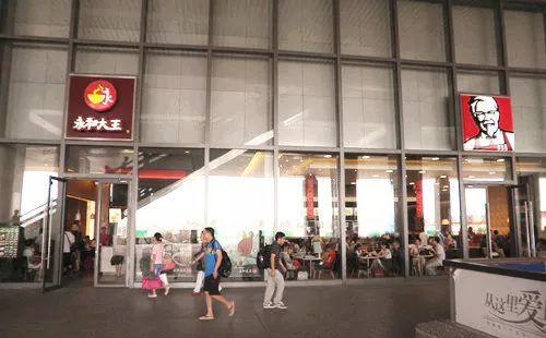 為什么餐飲行業(yè)新店不斷開(kāi)，老店不斷關(guān)？