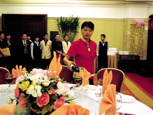 員工主動(dòng)辭職，糊涂公司賠2萬余元！餐企如何規(guī)避用工風(fēng)險(xiǎn)？|餐飲界