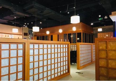 在競爭激烈的日料紅?！耙倭⒉坏埂保@家日料老店做對了什么？