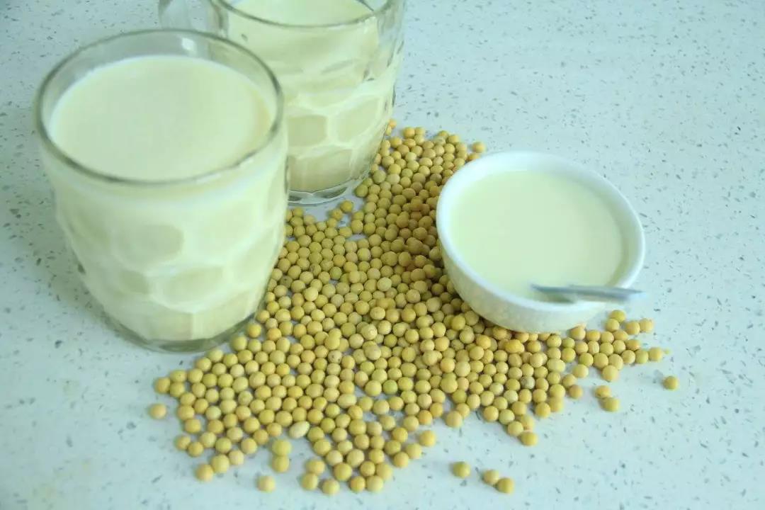 新消費(fèi)下的國(guó)民飲料“豆?jié){”：有多深的低谷，就有多大的機(jī)會(huì)|餐飲界