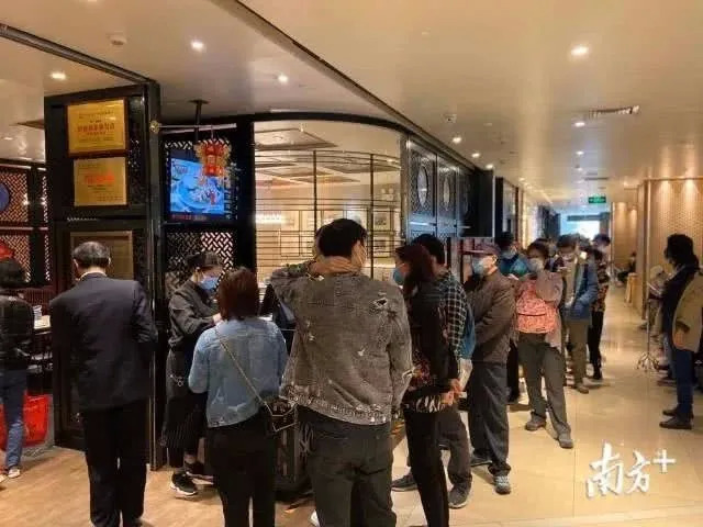 大家都在期待的“報復性消費”，究竟什么時候來？