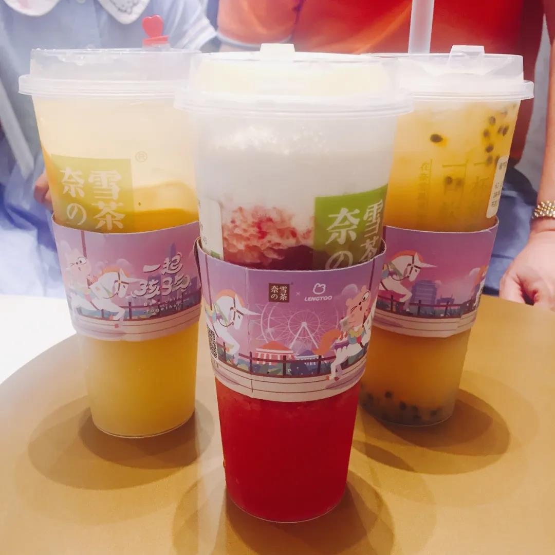 奈雪完成近億美金新融資；西貝因茶位費(fèi)遭投訴；上海一男子因吃河豚成植物人