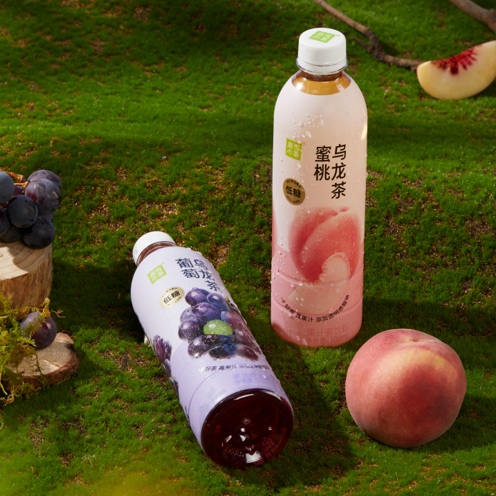 奈雪瓶裝茶進(jìn)入低糖2.0時代、樂樂茶退出南市場｜飲品周報第14期|餐飲界