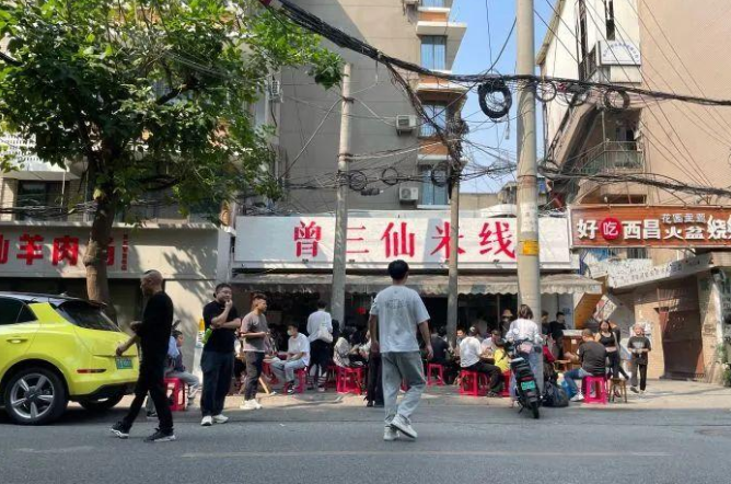 日營業(yè)額2萬的米線店，有哪些過人之處？|餐飲界