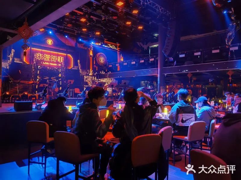 帶動商圈人流增幅50% 這家Live house靠什么？|餐飲界