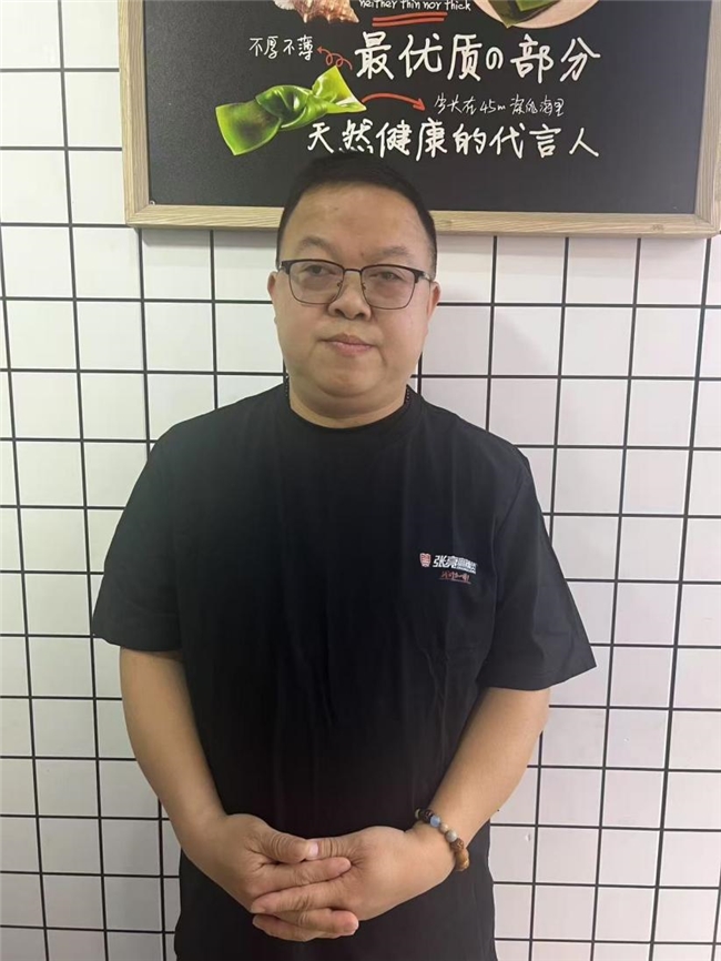 14年堅(jiān)守張亮麻辣燙，一個(gè)小鎮(zhèn)老板的長(zhǎng)期主義勝利|餐飲界