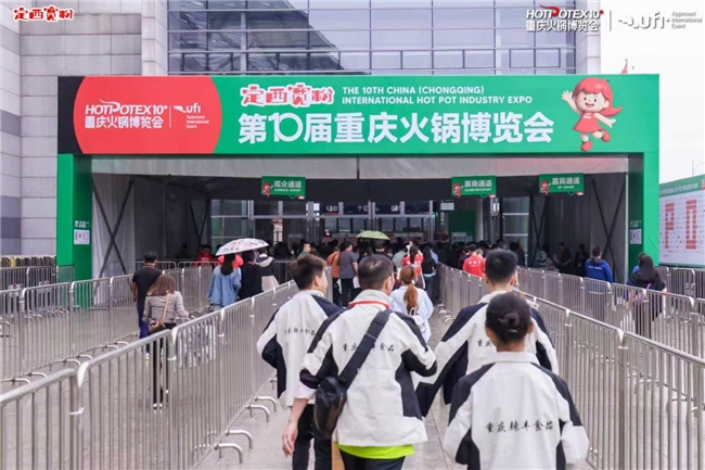 睿食拓副總裁張?jiān)撼龊３晒? 數(shù)字化基建× 數(shù)據(jù)驅(qū)動(dòng) × 敏捷運(yùn)營|餐飲界