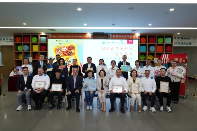 以魚(yú)為媒，為愛(ài)筑夢(mèng)：天蘊(yùn)三文魚(yú)以天山至味，暖滬上童心|餐飲界